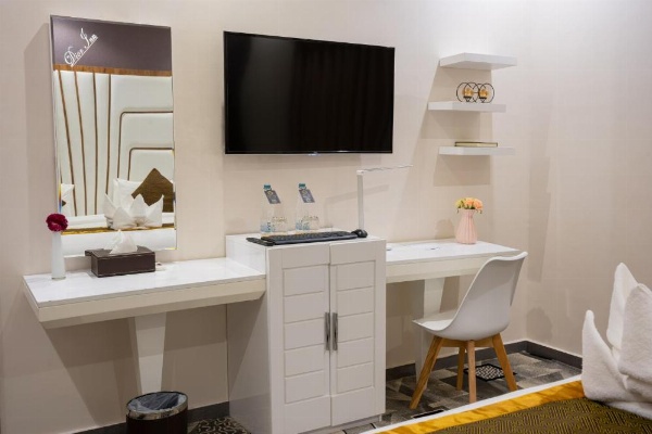 Dior Inn Apartment Hotel image 86